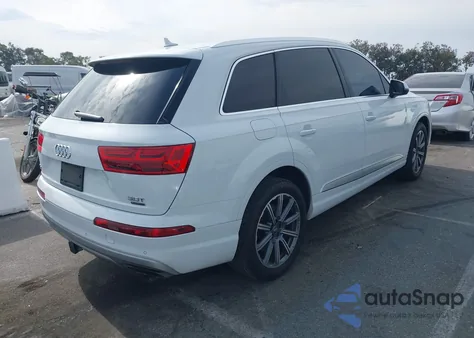 2017 Audi Q7 3.0T Premium из США, поврежденный, VIN WA1LAAF72HD048442